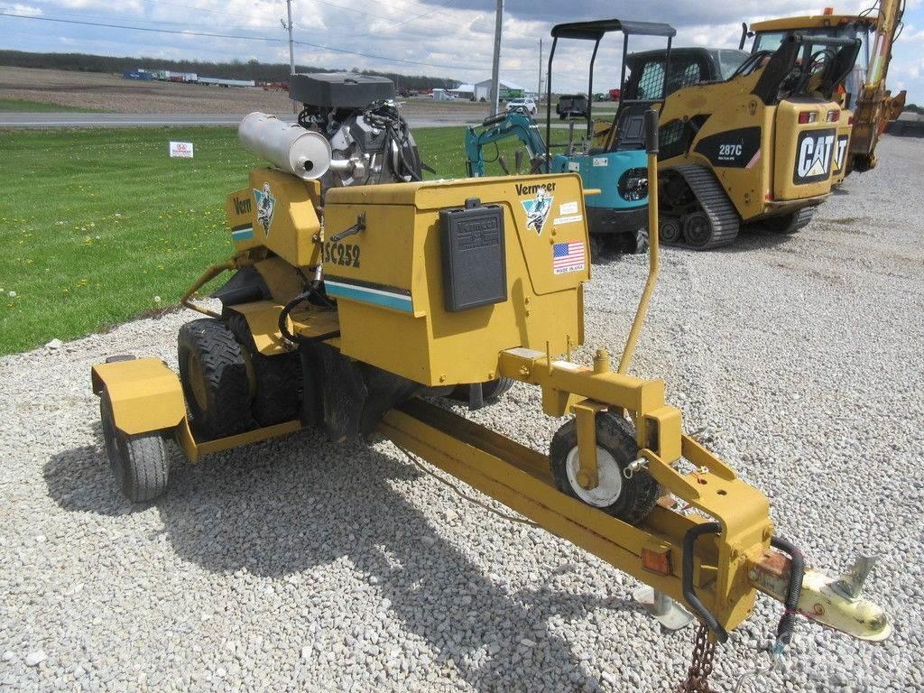 Vermeer SC252 Мелници за пънове
