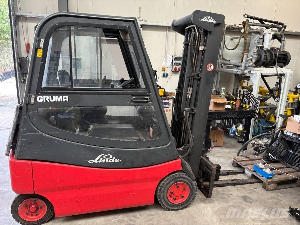 Linde E 20 P-02 Електрически вилични кари-повдигачи