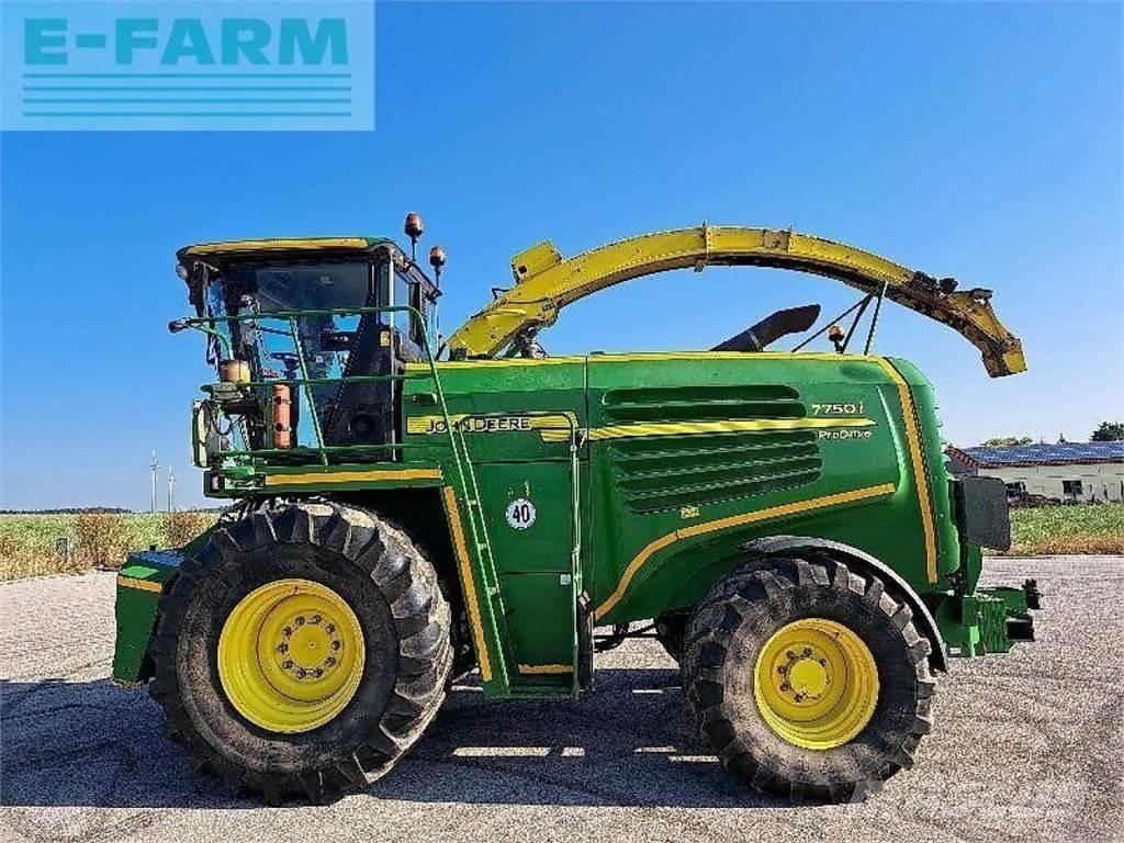 John Deere 7750 Самоходни фуражири
