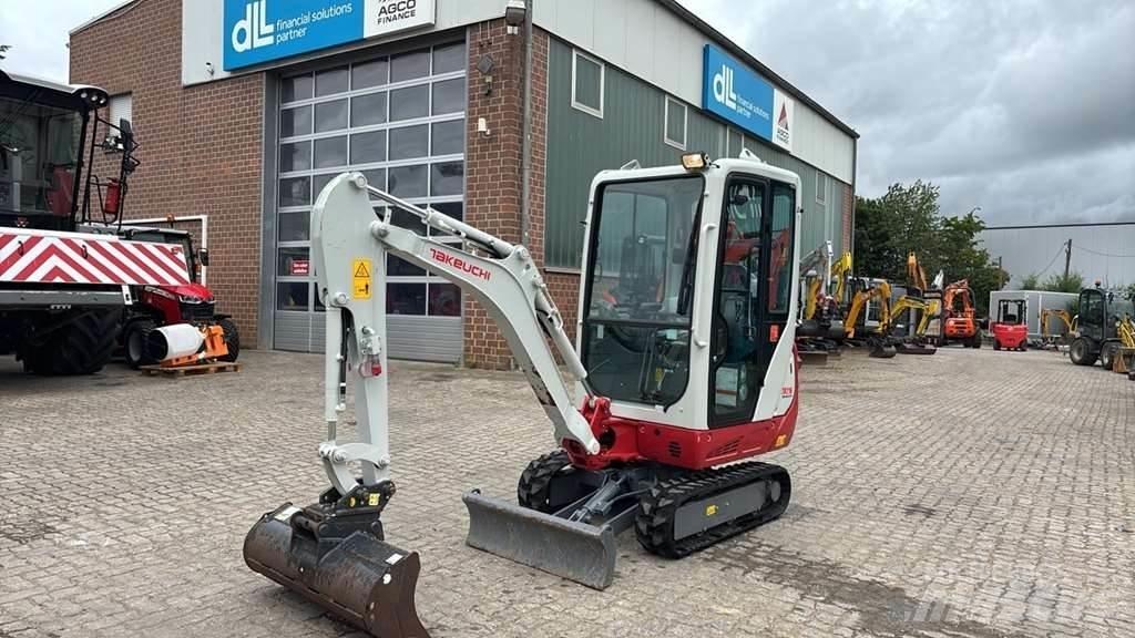 Takeuchi TB216 A Мини екскаватори < 7 т