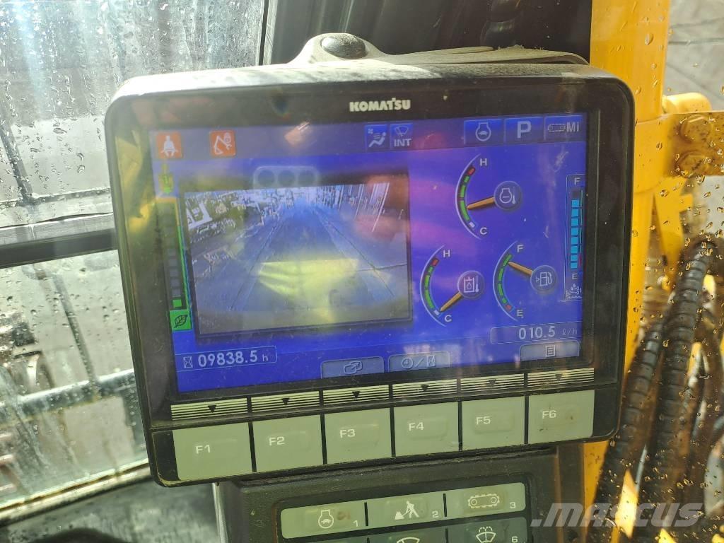 Komatsu PC490LC-11 Верижен екскаватор