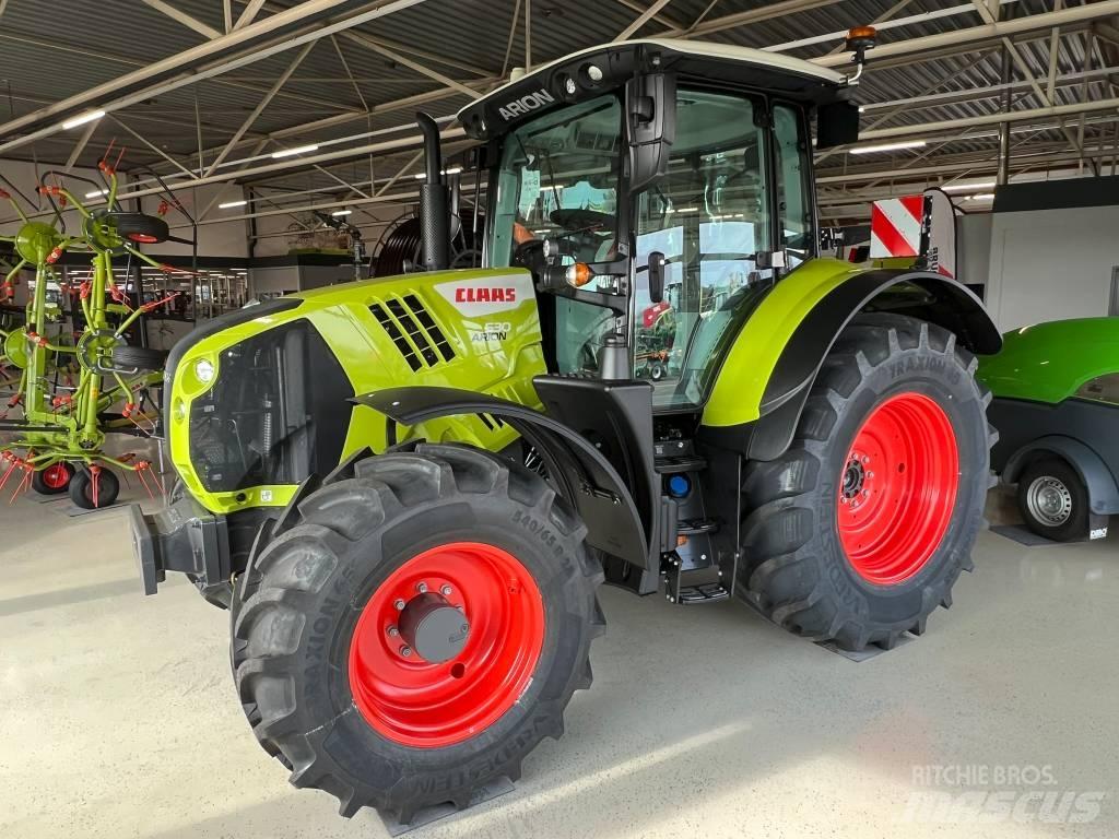 CLAAS Arion 530 Трактори