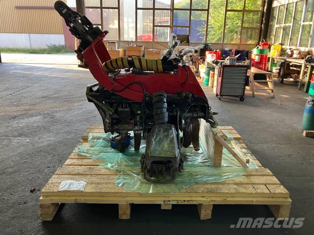 Komatsu 365.1 Машини за кастрене на дървета