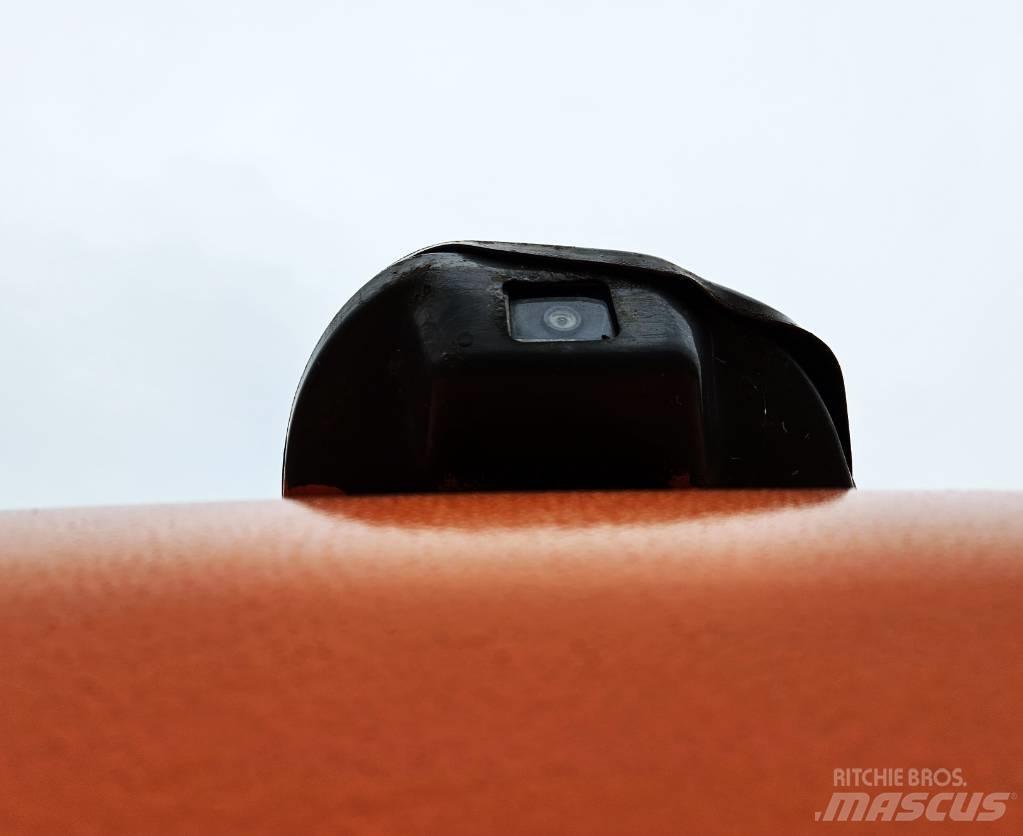 Hitachi ZX 140 W-3 Колесни екскаватори