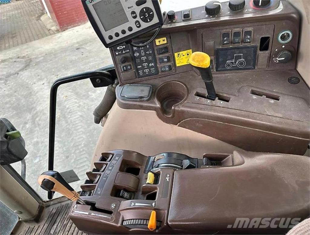 John Deere 6920 Трактори