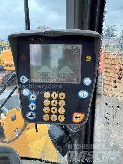 Volvo L 30 B Колесни товарачи