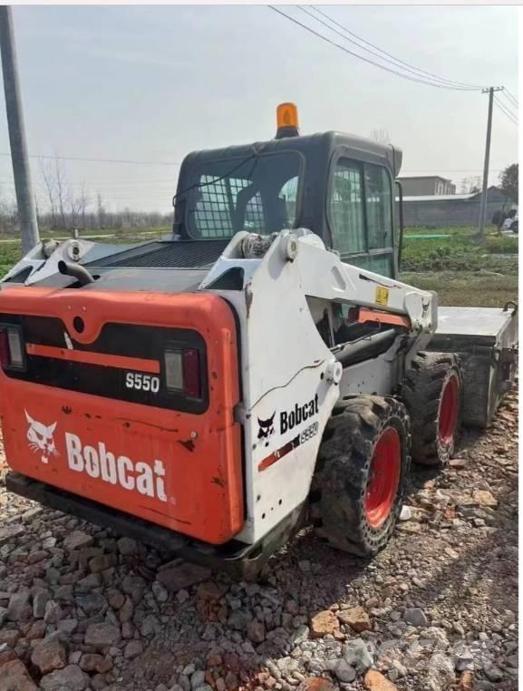 Bobcat S 550 Мини товарачи
