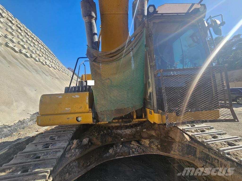 CAT 330 Верижен екскаватор