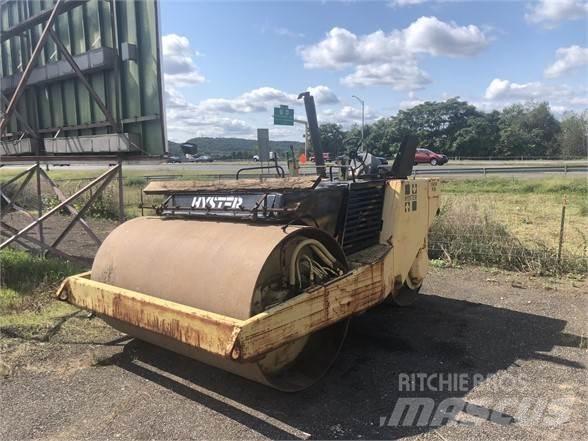 Hyster C627B Еднобарабанни ролки
