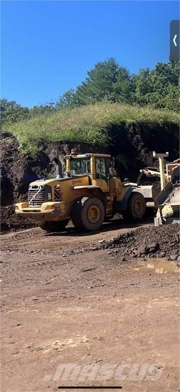 Volvo L120F Колесни товарачи