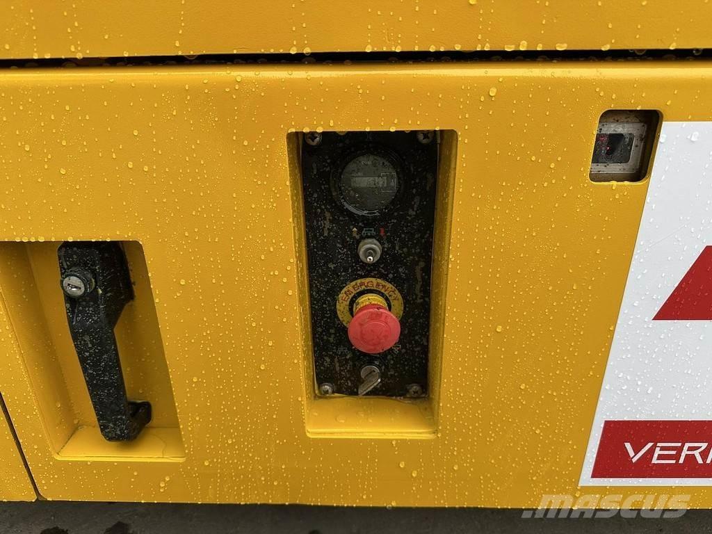 JCB S2032E Други вишки и платформи
