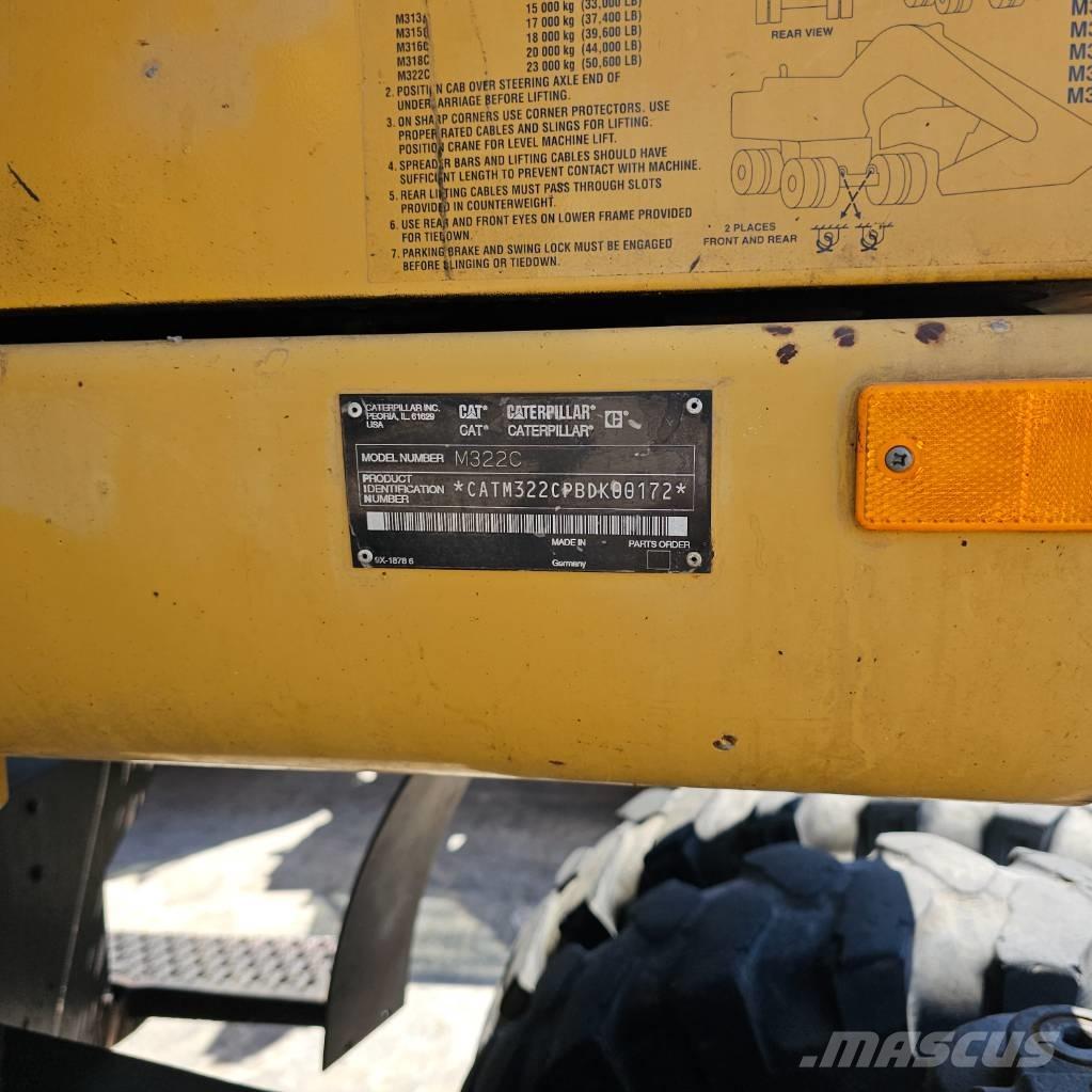 CAT 322 C Колесни екскаватори