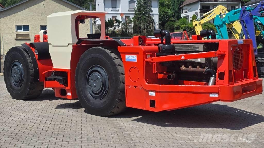 Toro 400 Подземни товарачи