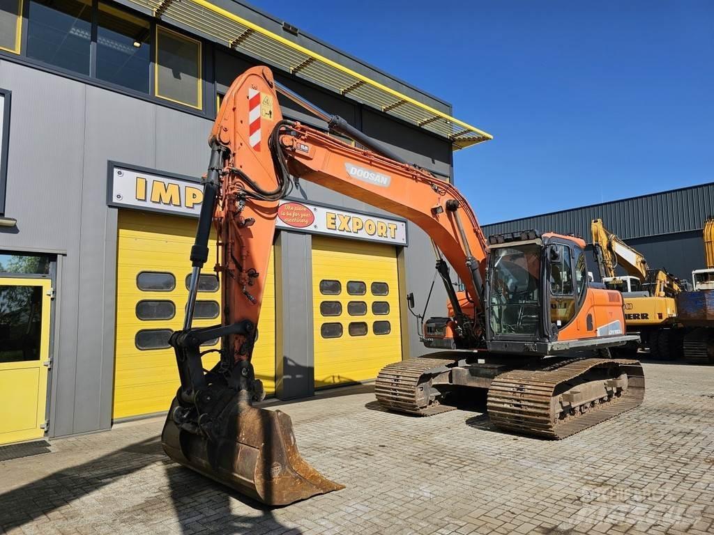Doosan DX180LC Верижен екскаватор