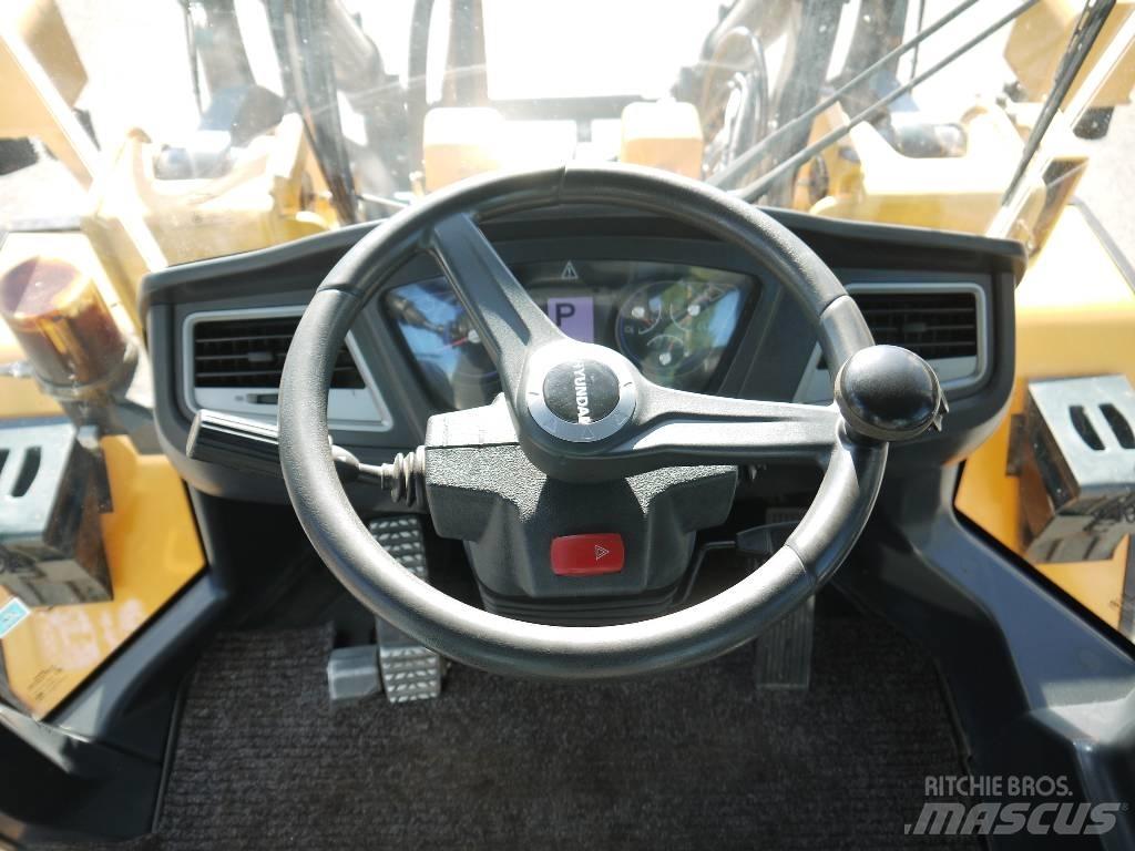 Hyundai HL 955 TM Колесни товарачи