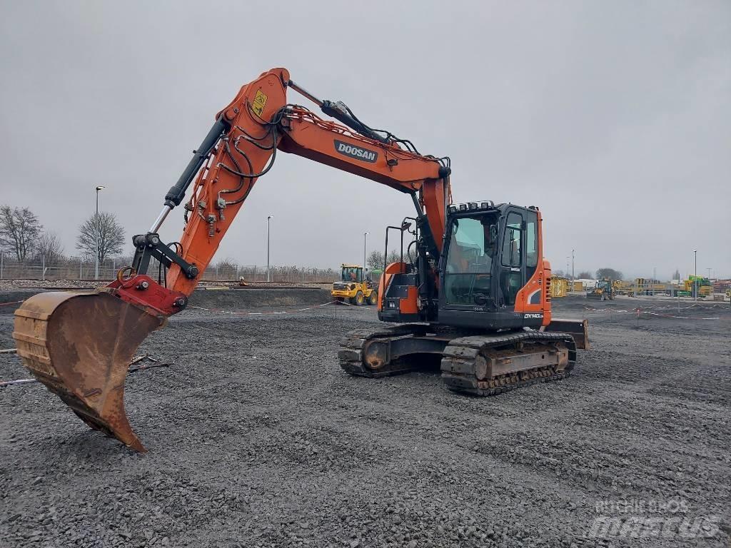 Develon DX 140 LCR-5 Верижен екскаватор