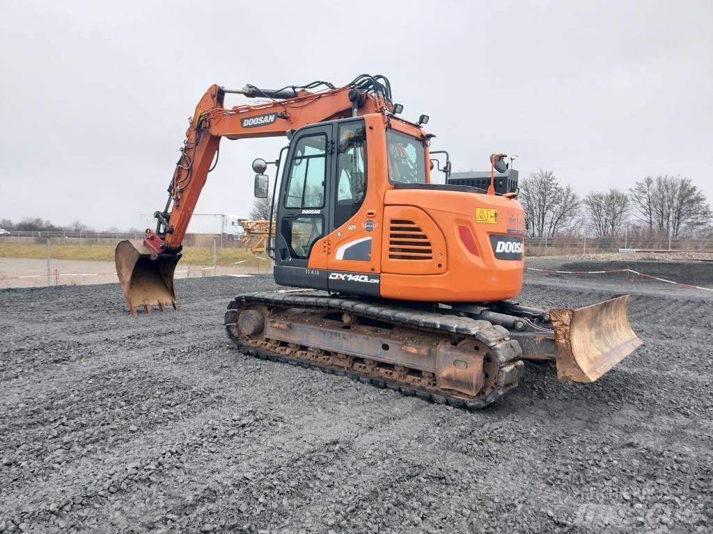 Develon DX 140 LCR-5 Верижен екскаватор