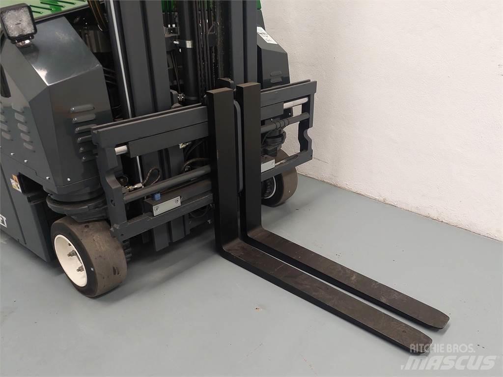 Combilift CBE2500 Вилични кари-повдигачи - други