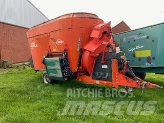 Kuhn Typ 2070 Миксер Фидери