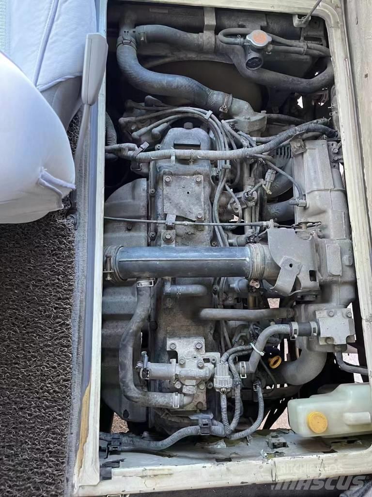 Nissan Civilian Междуградски автобуси