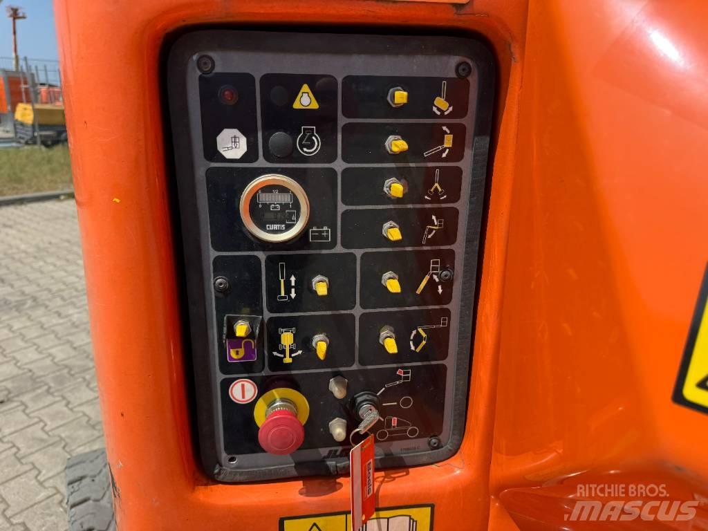 JLG E400AJPN Съчленени стрелови подемници