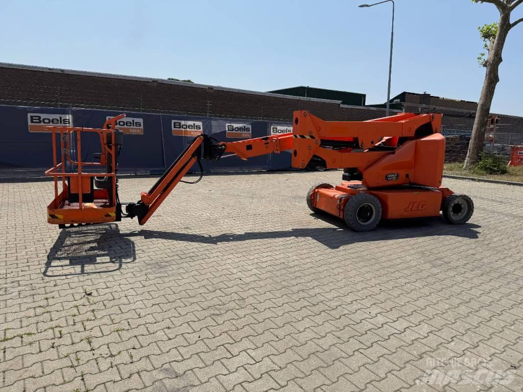 JLG E400AJPN Съчленени стрелови подемници