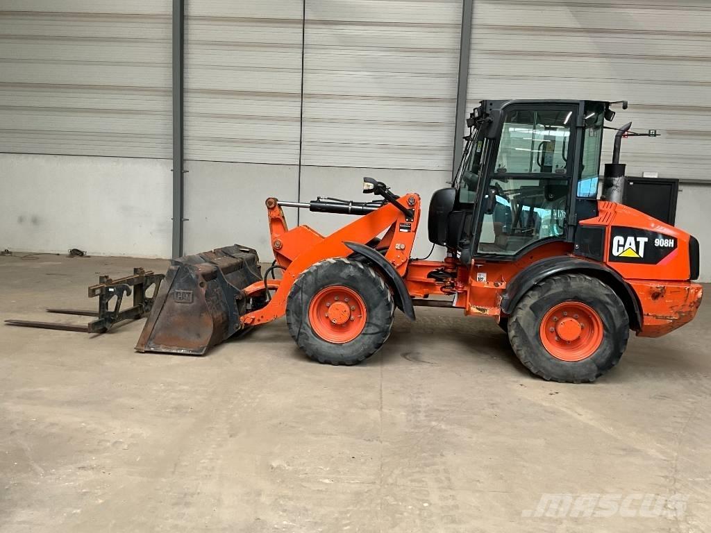 CAT 908 H Колесни товарачи