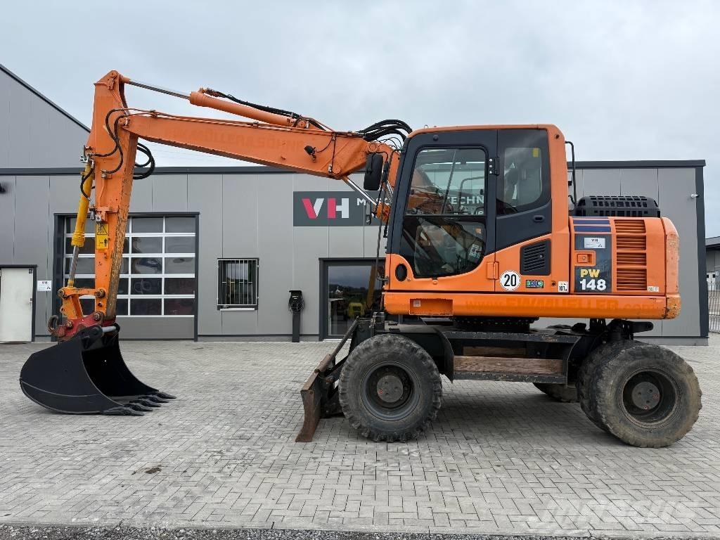 Komatsu PW 148-8 Колесни екскаватори
