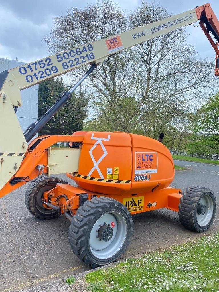 JLG 600 AJ Съчленени стрелови подемници