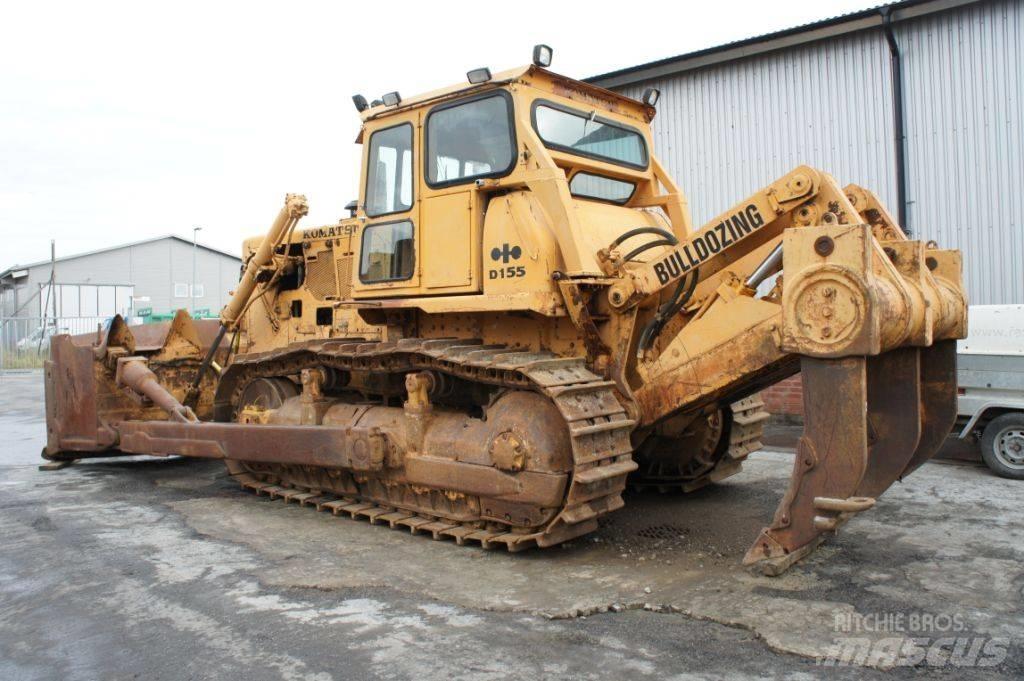 Komatsu D155A-1 Булдозери