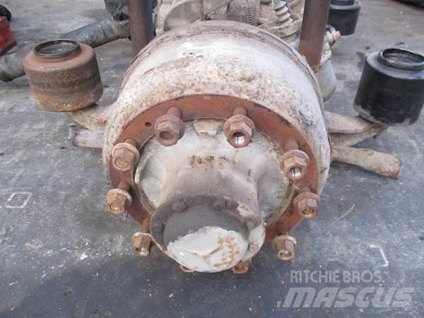 Mercedes-Benz 1217 Оси
