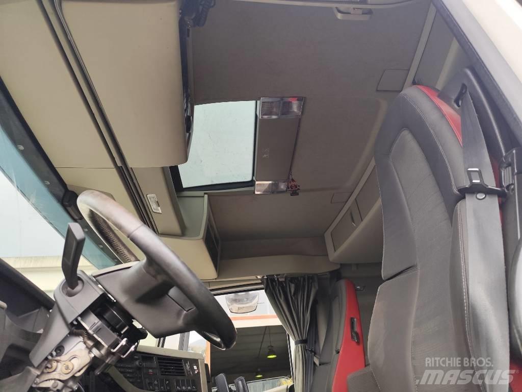 Volvo FH 13 540 Бордови камион / автолебедка