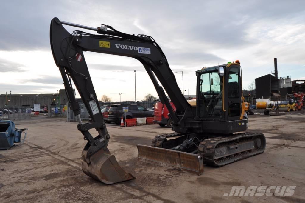 Volvo ECR 88 D Средни екскаватори 7т - 12т