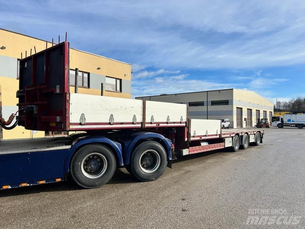 HRD 3-AXLE JUMBO Нискотоварни полуремаркета
