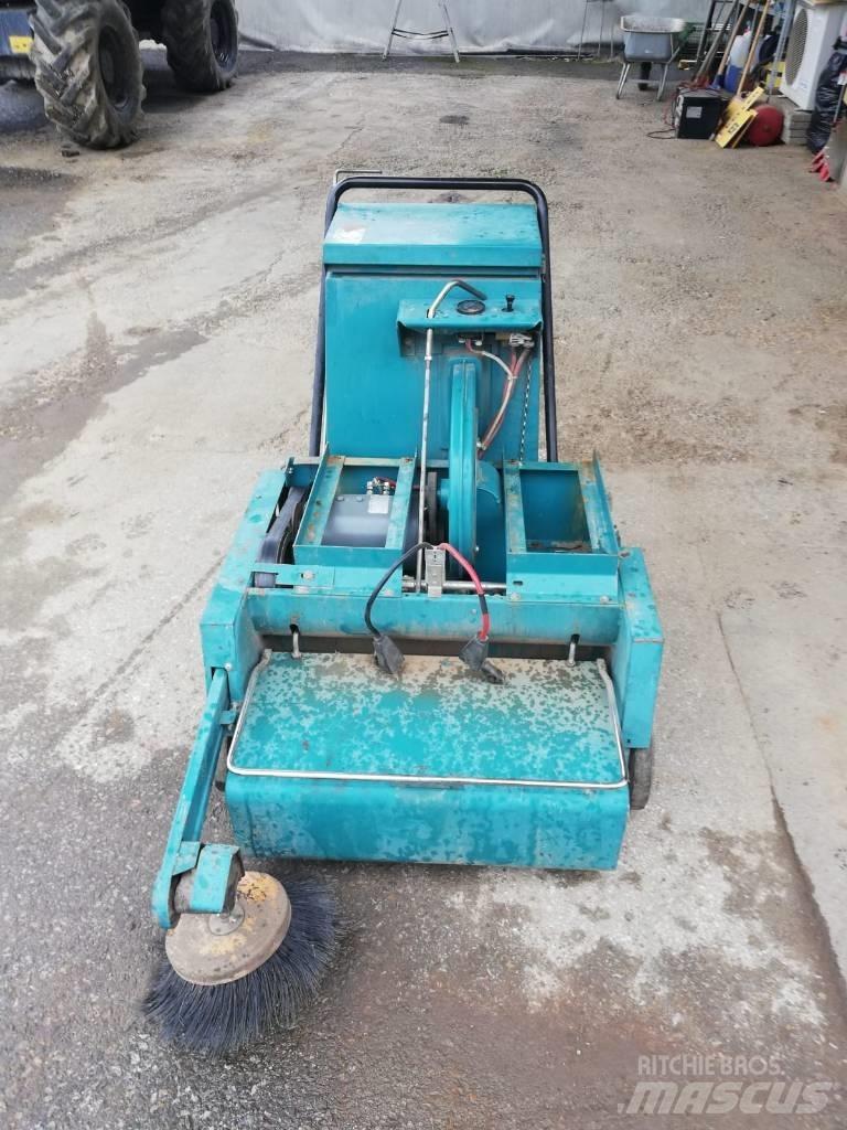 Tennant E42 Автоматични метачки с четки