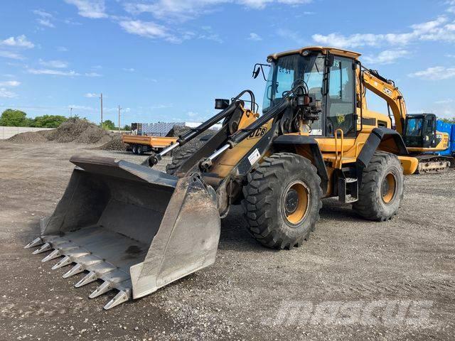 JCB 436 HT Колесни товарачи