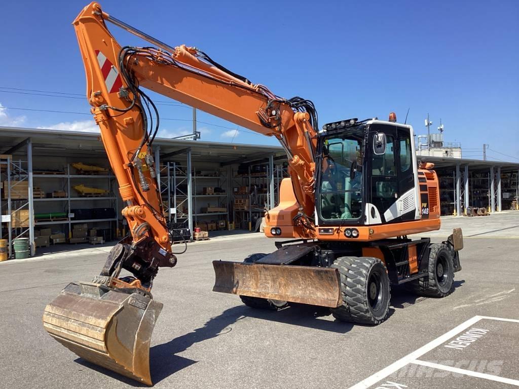 Komatsu PW 148-11 Колесни екскаватори