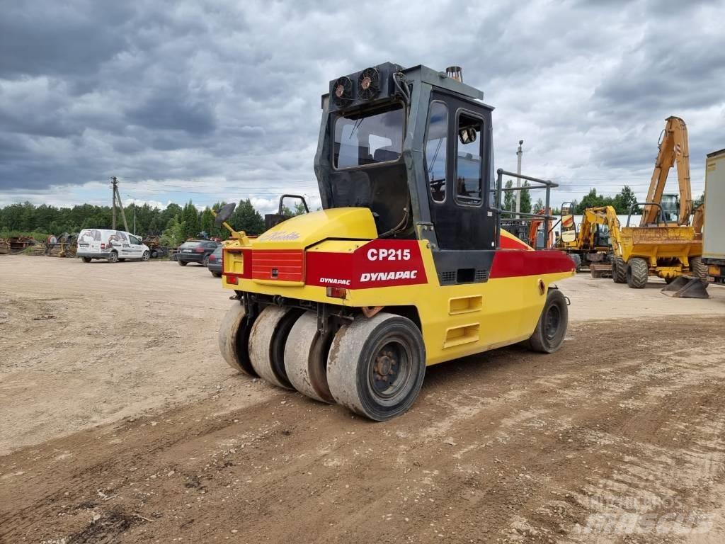 Dynapac CP 215 Пневматични гумени  ролки
