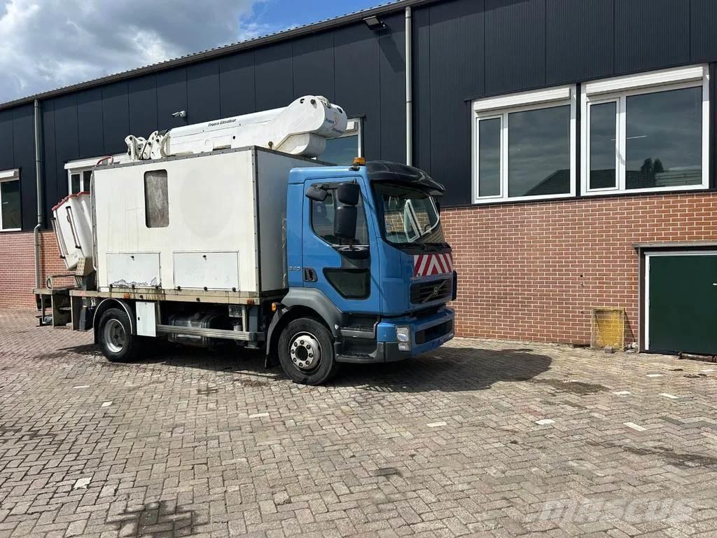 Volvo FL 240 Моторизирани платформи с талига