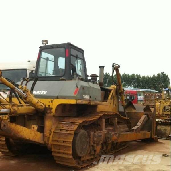 Komatsu d155a-3 Верижни булдозери
