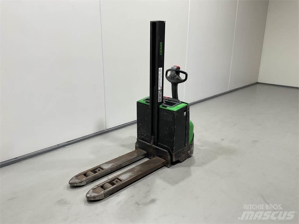 Cesab S208L Самоходни товарачи