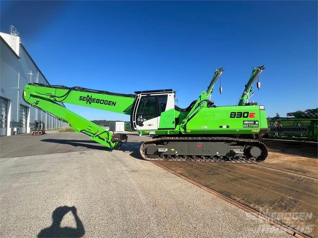 Sennebogen 830 R Багери за разрушаване
