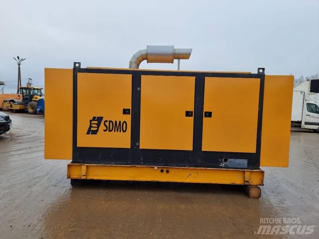 Sdmo 450 KW Дизелови генератори
