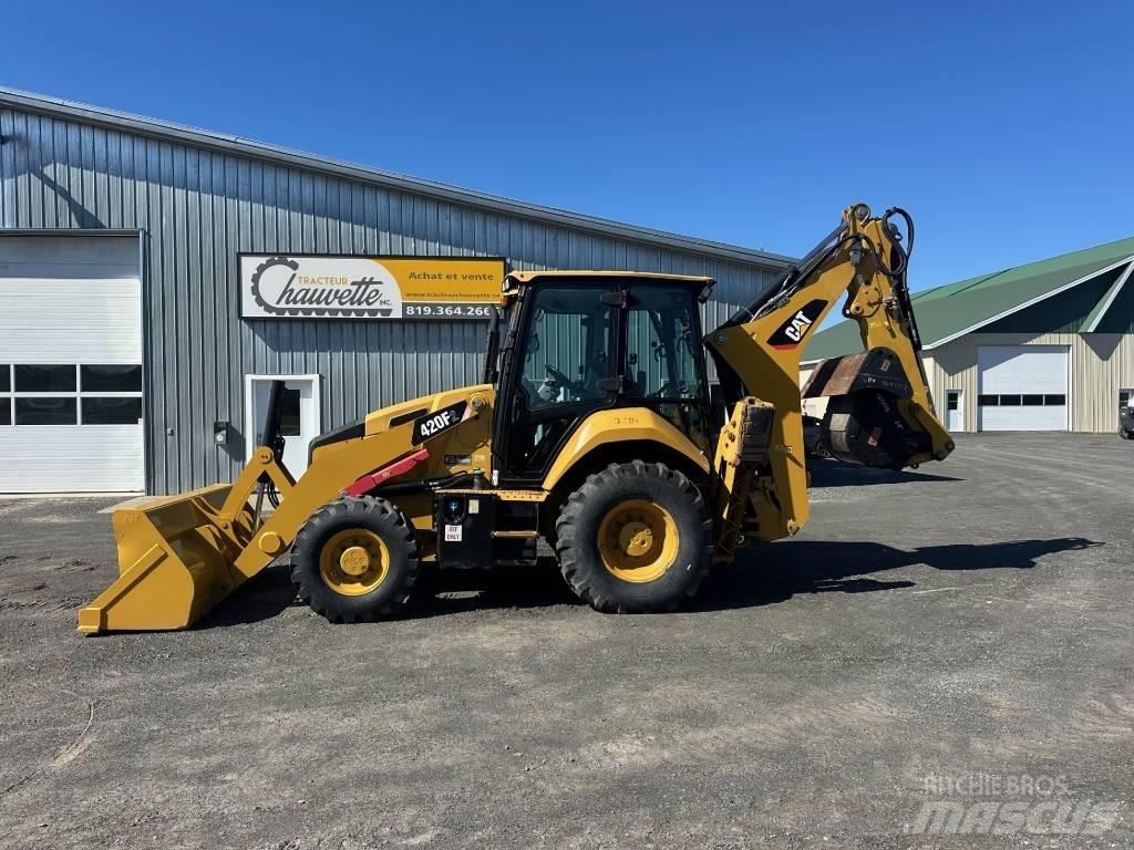 CAT 420 F Товарач със заден ексватор