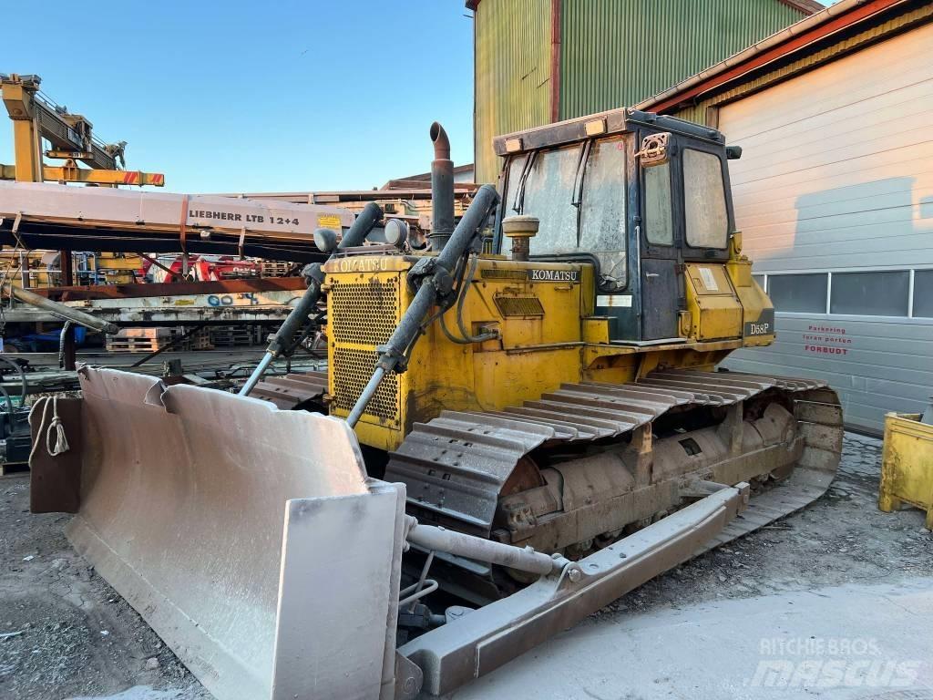 Komatsu D 65 P Верижни булдозери

