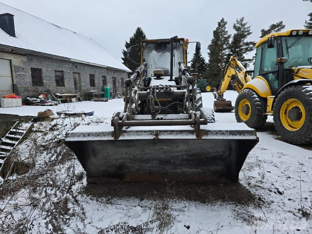 Valmet 6000 4x4 Товарач със заден ексватор