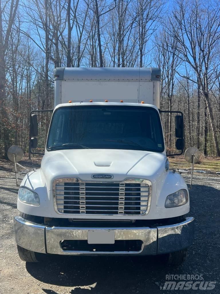 Freightliner M2106 Други