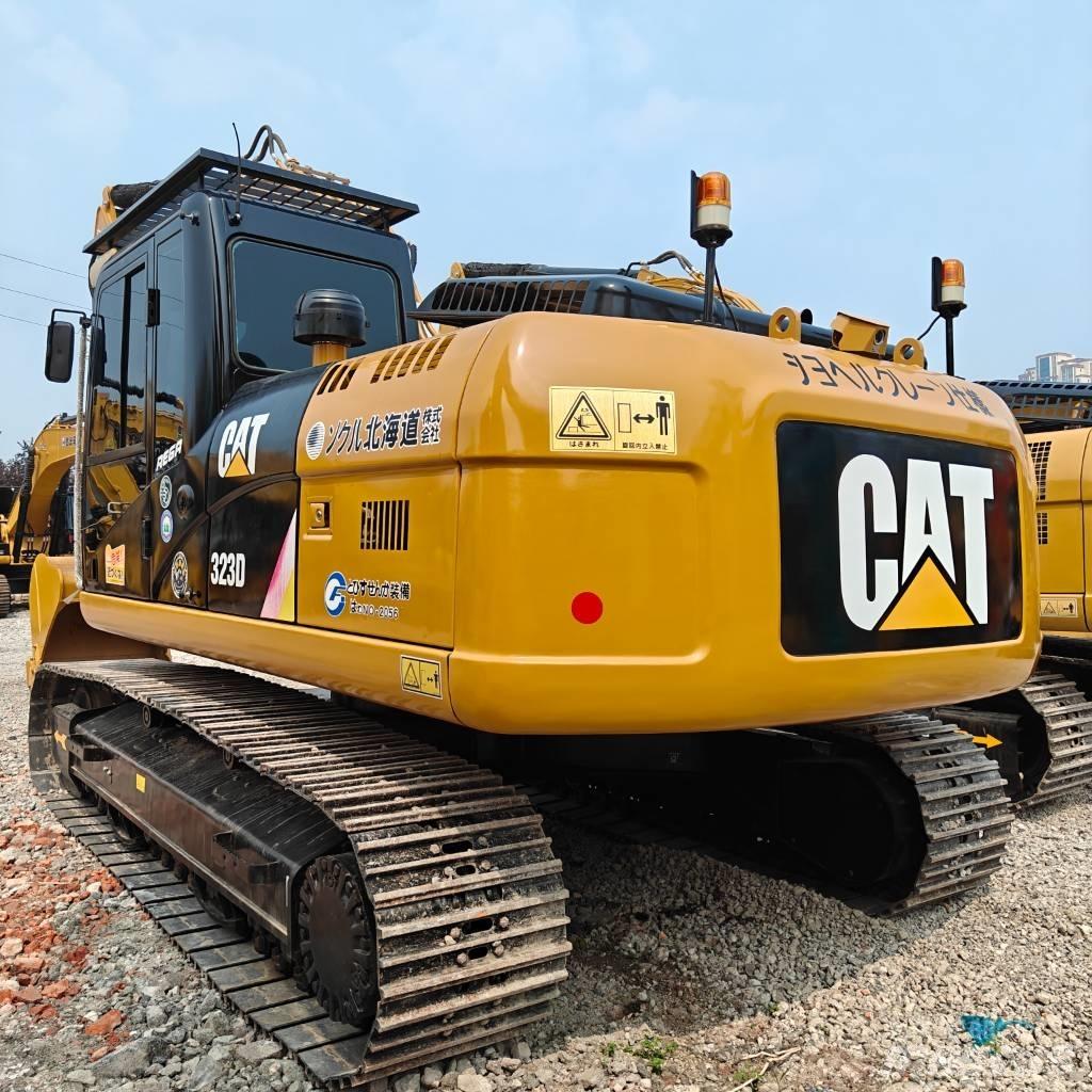 CAT 323D Верижен екскаватор