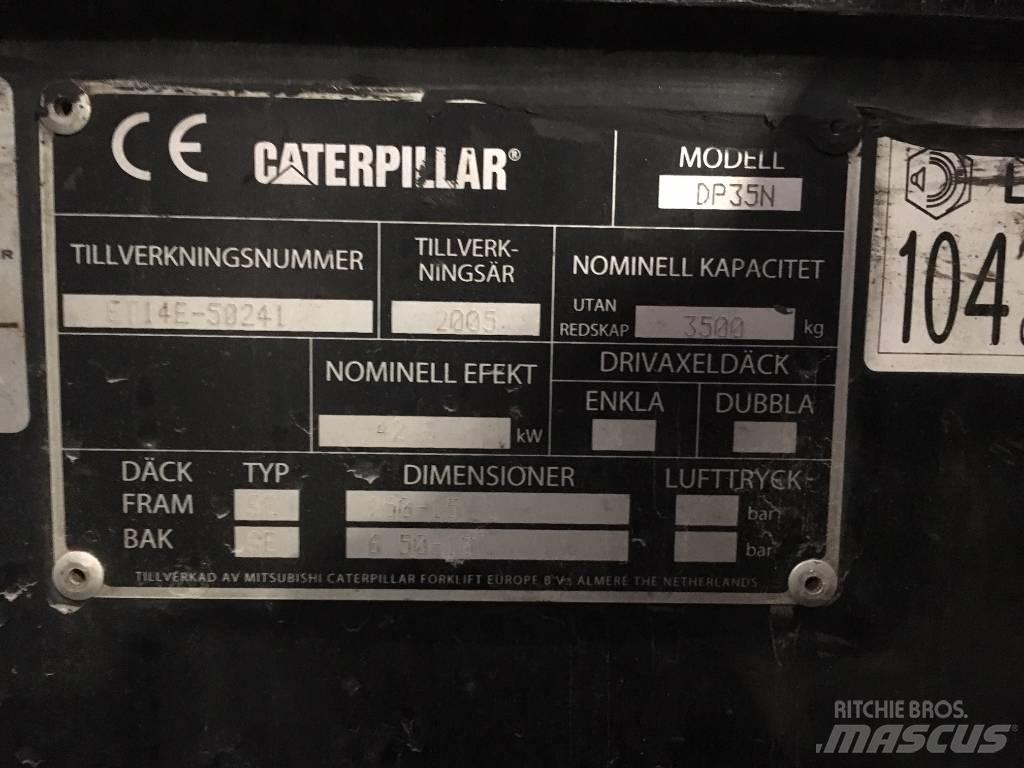 CAT DP 35 N Дизелови камиони