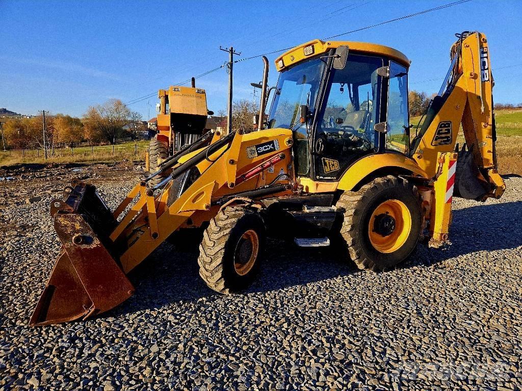 JCB 3CX Товарач със заден ексватор